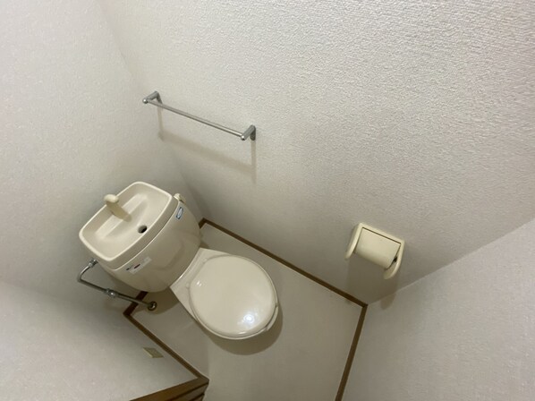 亀山駅 徒歩11分 2階の物件内観写真